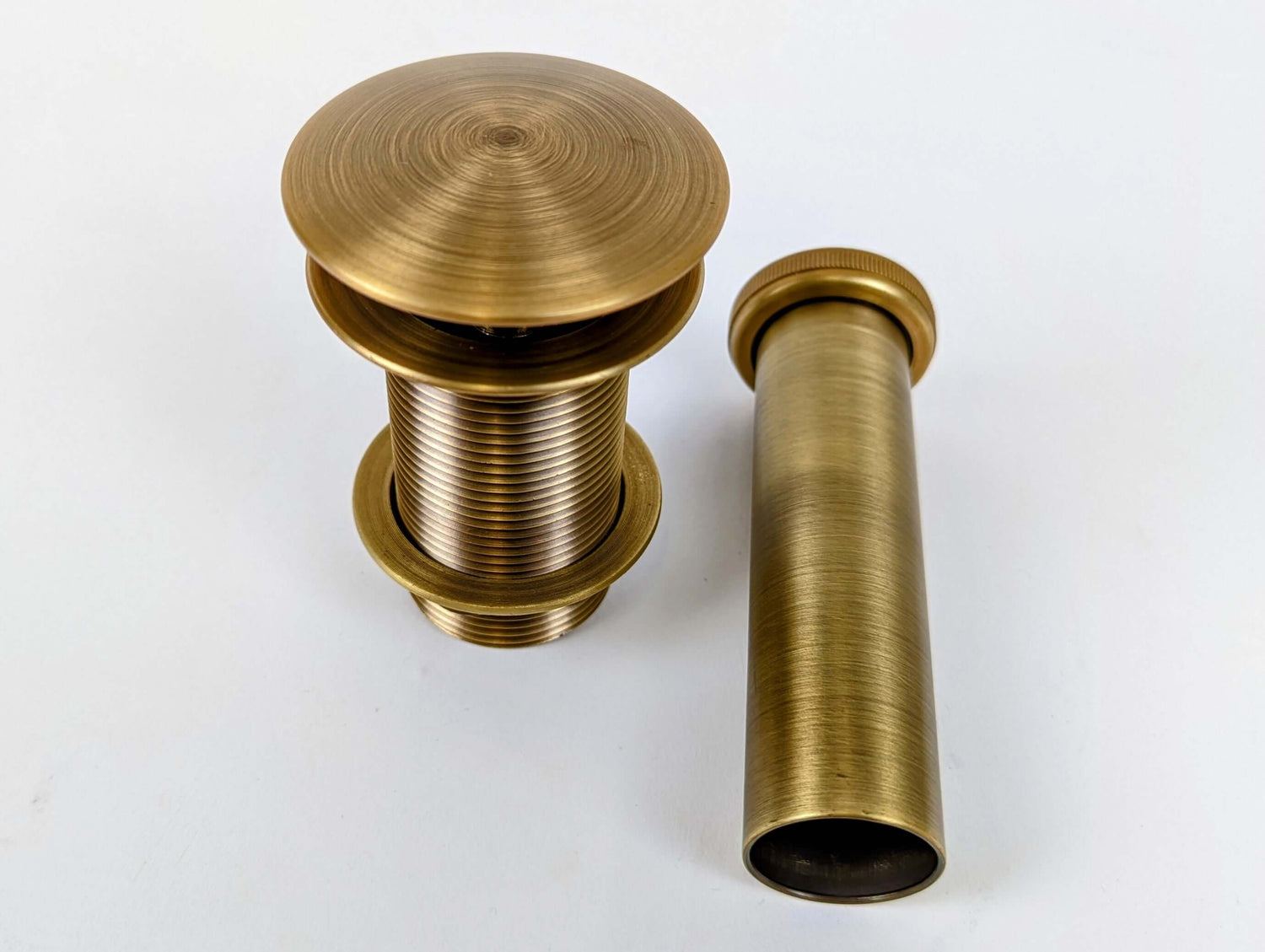 Vintage Brass Unslotted Basin Waste