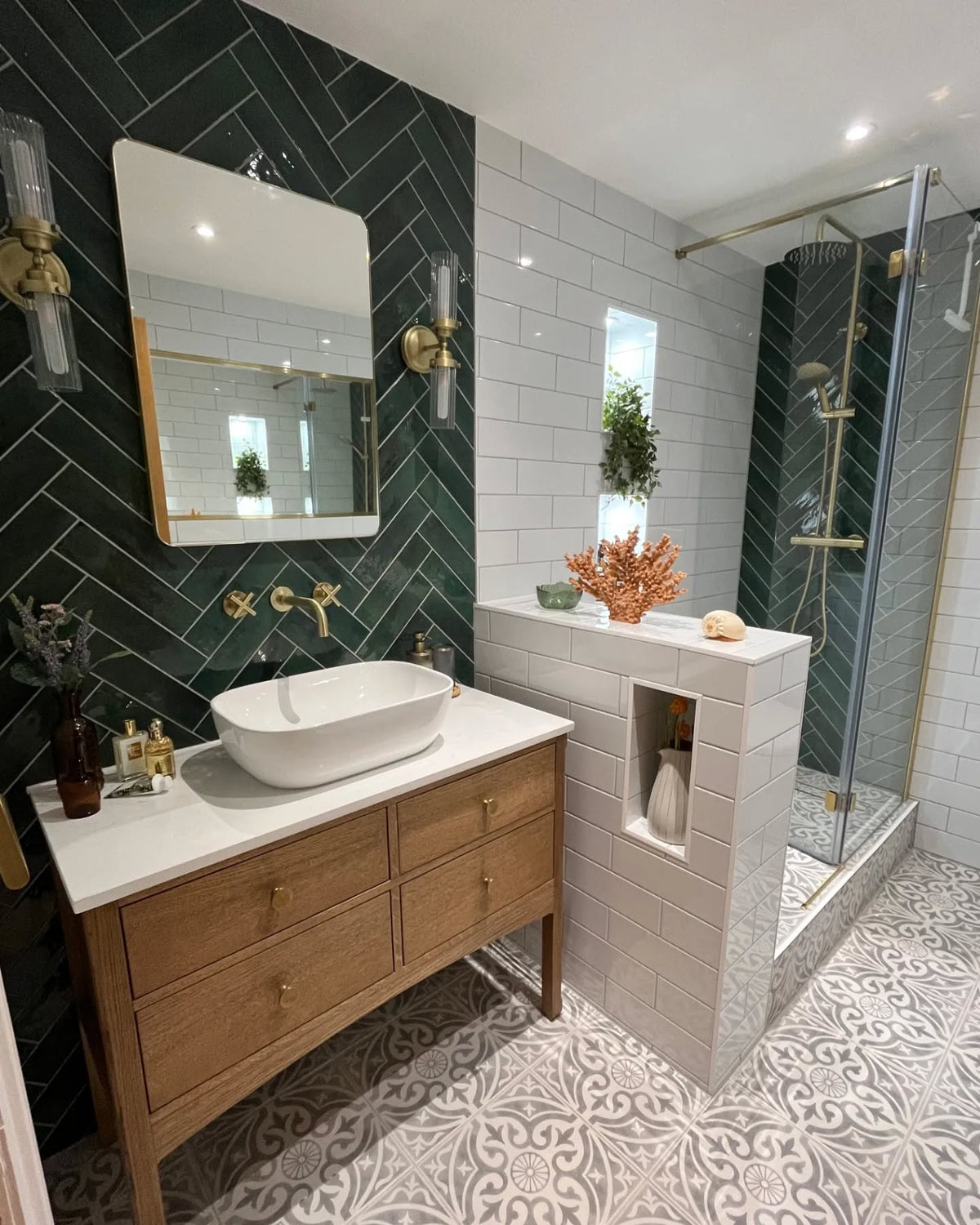 Walsingham Oak Bathroom Vanity Unit