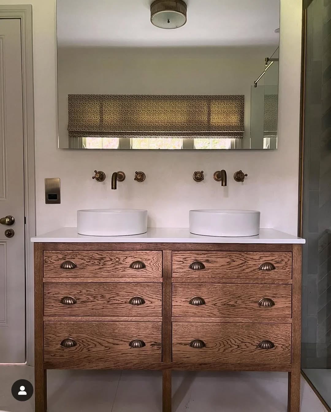 Double Hanover Oak Bathroom Vanity Unit